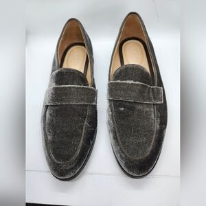 Franco Sarto L-Hudley velvet Grey loafers size 8.5M Great For Fall/winter